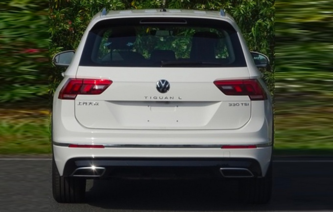 上汽大众新款途观L曝光 换新LOGO-尾标中置布局