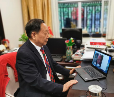 "龙计划"中方协调人中国林业科学研究院李增元研究员和欧方协调人欧空