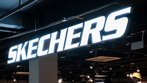 中国市场率先复苏,斯凯奇全球推线上