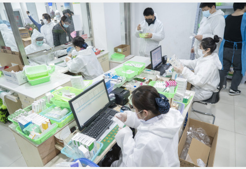 新冠肺炎确诊、疑似患者发生医保结算13.6万人次 涉医疗费18.5亿