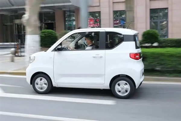 五菱宏光mini Ev全国首试 后排居然 偷 出这么大空间开着比想象中稳多了 Ev Mini 后排空间大 新浪科技 新浪网 五菱宏光mini Ev全国首试 后排居然 偷 出这么大空间开着比想象中稳多了 Ev Mini 后排空间大 新浪科技 新浪网
