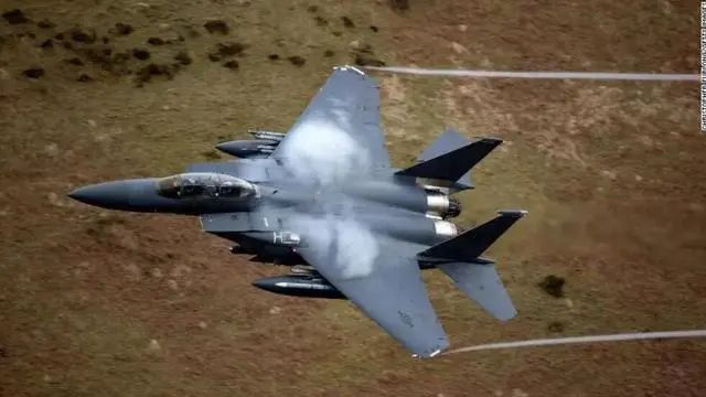 F-15战机(图源:CNN)