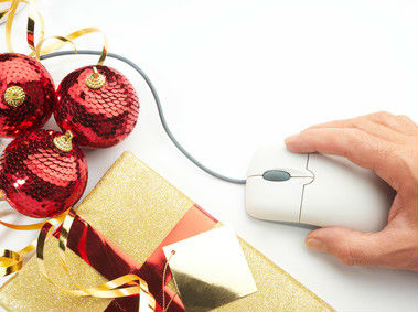 港媒文章：电子商务重塑疫后商业态势