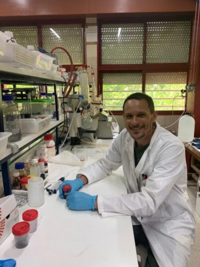科学家展示人造视网膜,失明者有望恢复视力 5 科学家展示人造视网膜,失明者有望恢复视力
