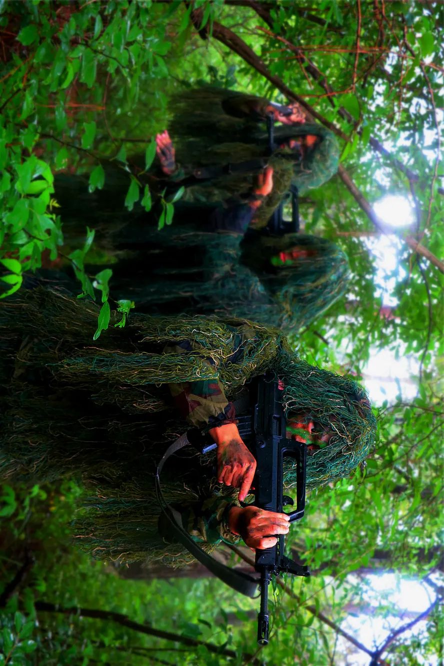 图阅61陆军勇猛的吉利服