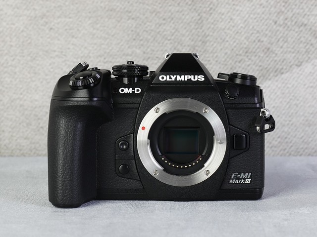 「中关村在线」轻巧微单旗舰 奥林巴斯E-M1 Mark III评测中关村在线2020-08-11 07:16:200阅