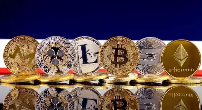 中国银行原副行长：央行数字货币应尽可能替代所有货币