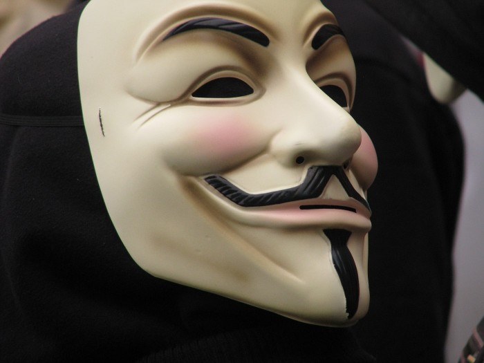 Fawkes照片工具:秘密给人脸识别系统“下毒” 1 Fawkes照片工具:秘密给人脸识别系统“下毒”