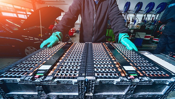 首次冲进前十 不锈钢龙头青山控股旗下公司成中国动力电池行业黑马 新浪财经 新浪网