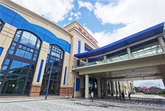 国内第一个主题站珠海长隆站