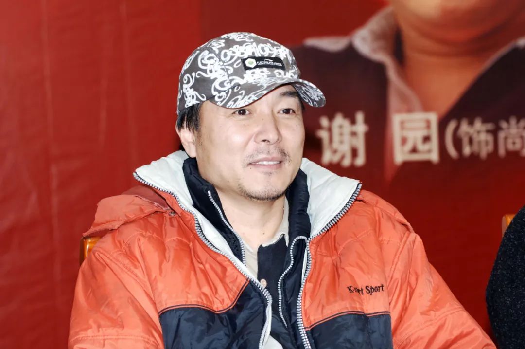 演员谢园突发心脏病去世享年61岁