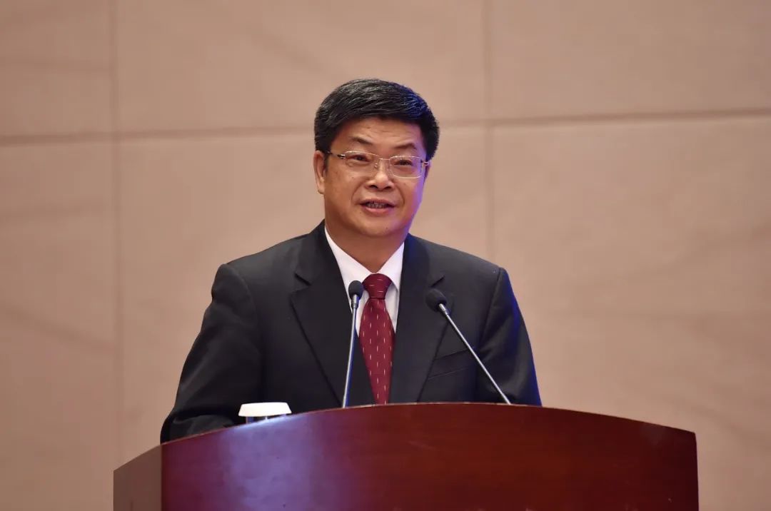 中国石油集团副总经理徐文荣表示,"本次云开放,是中国石油在当前