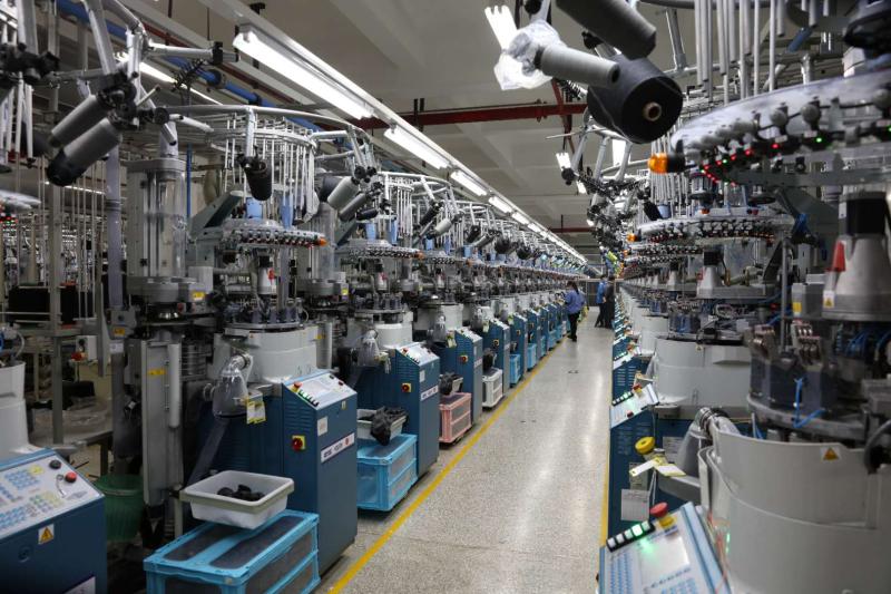 上海中昊针织有限公司袜业生产流水线.