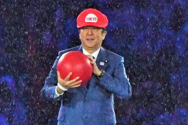 安倍扮成马里奥出现在里约奥运会闭幕式上