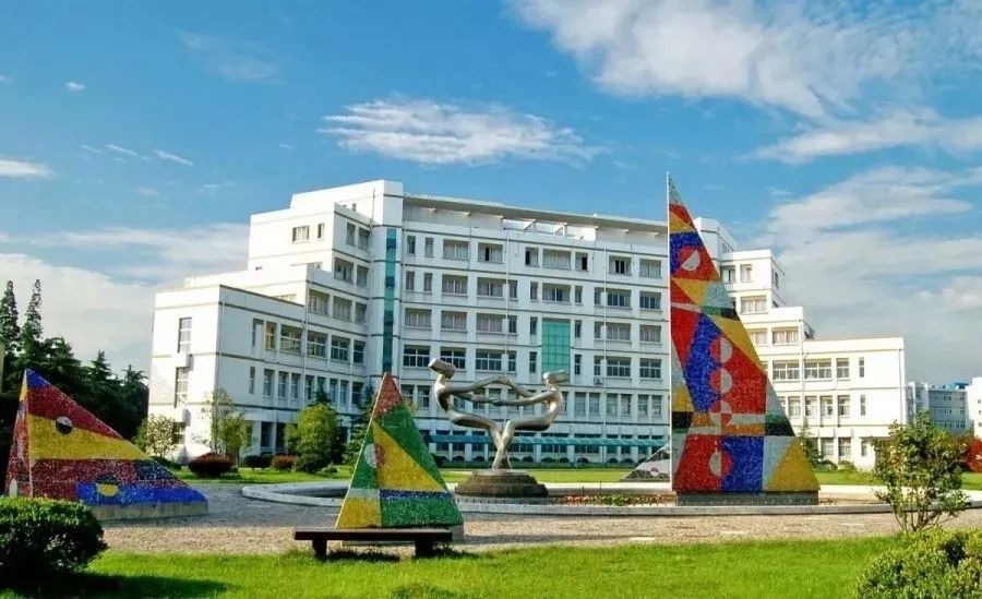 我扬校区天团成团仪式来看