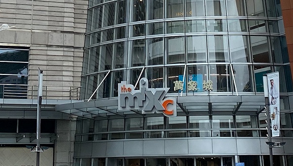 芮欧百货撤离让位 深圳罗湖万象城向高奢方向升级