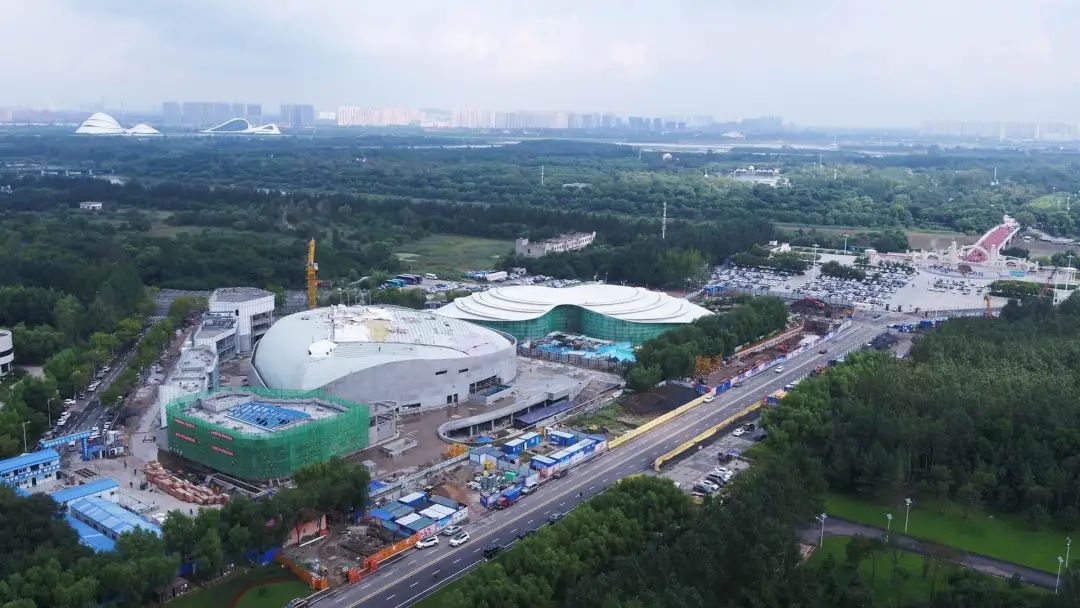 又美又飒!哈尔滨极地馆二期主体建筑封顶