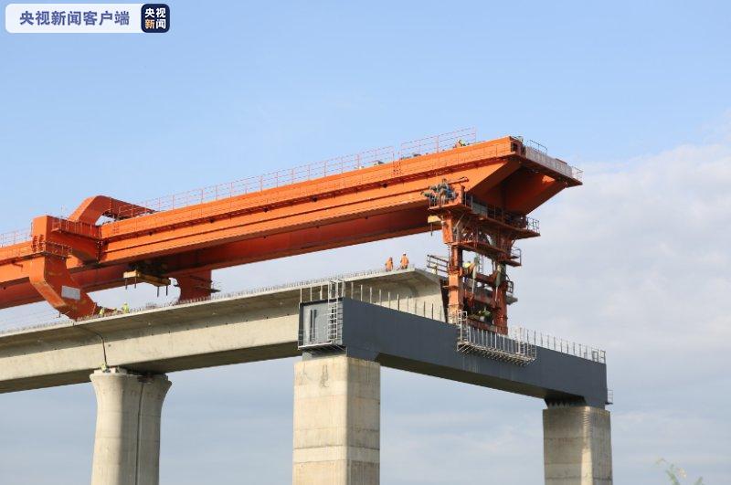 跨斗尾疏港高速公路特大桥合龙 预计2022年福厦高铁全线通车