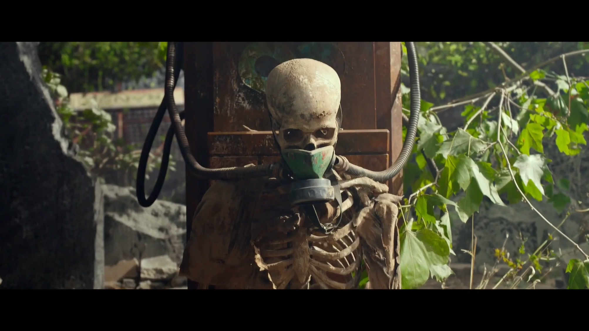 好莱坞科幻电影2067曝预告回到未来拯救人类