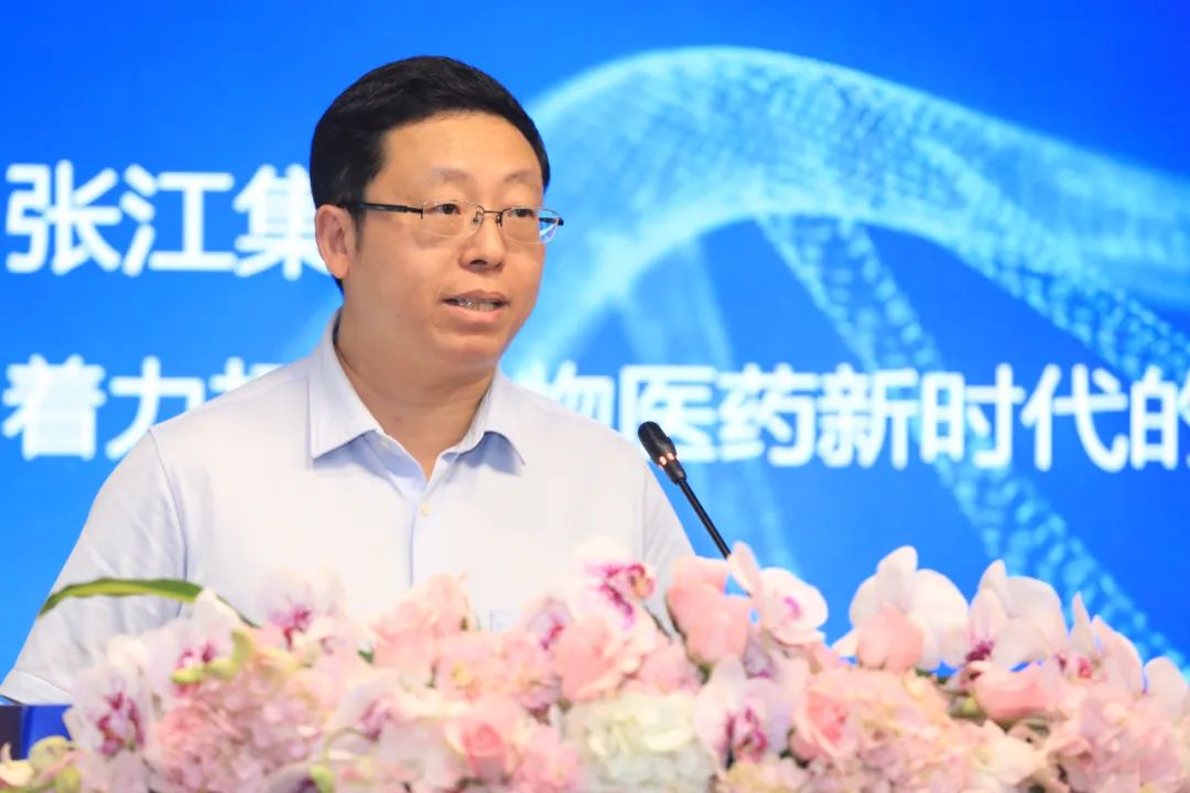 上海张江（集团）有限公司党委书记、董事长袁涛