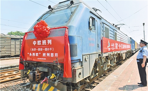 8月份中欧班列累计开行1247列 创历史新高：中欧班列为何逆势增长