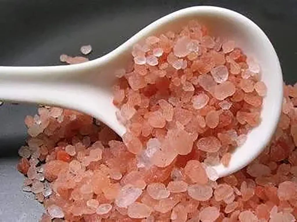 供应喜马拉雅玫瑰盐 矿物晶体日用浴盐 矿物漂浮 盐沙 颗粒浴盐-阿里巴巴