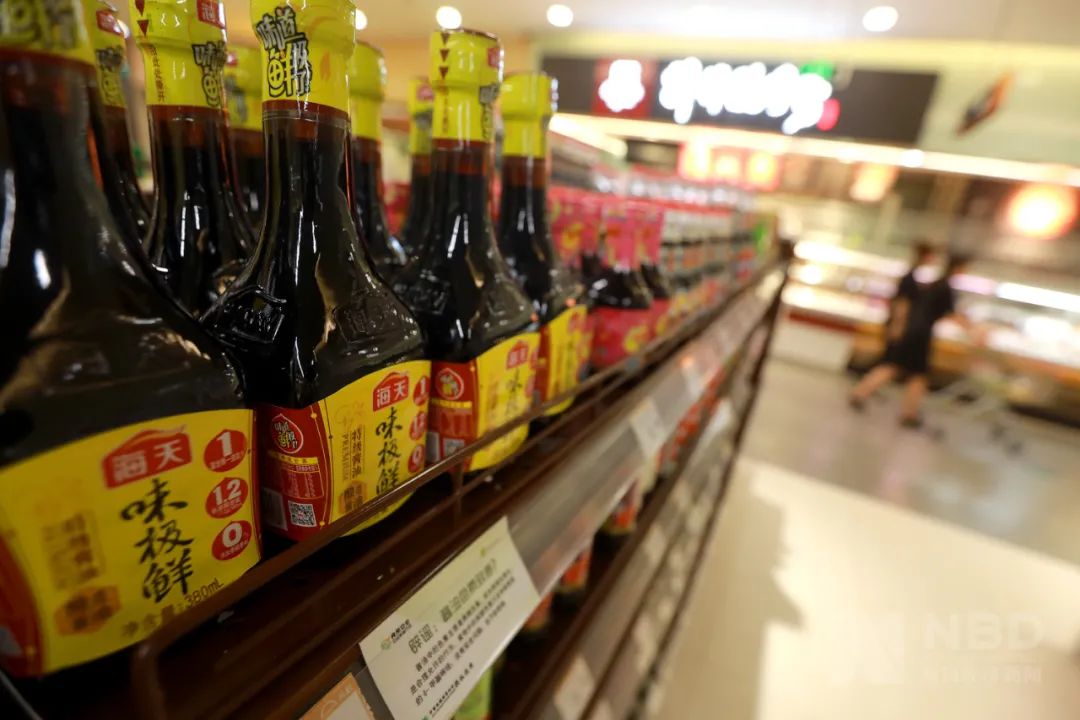 酱油开瓶不到一周就长出活动蛆虫？5000亿市值的海天味业回应了