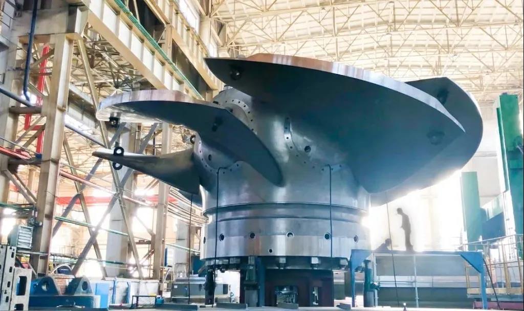 哈电电机10天高质量完成水口转轮总装试验 手机新浪网