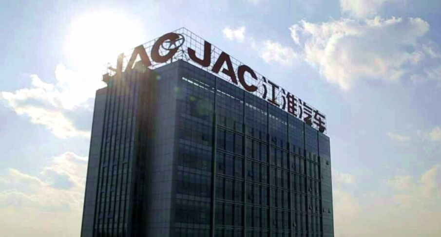 国内车企半年报公布：长安/比亚迪利润飙升 力帆/众泰巨亏