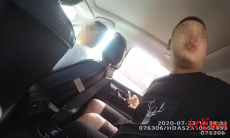 成都商报|男子网恋半年花了12万,因彩礼分手 谁料“女友”长这样