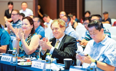 疫情阴影之下 跨国公司仍在中国市场取得可观增长