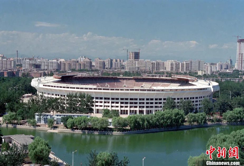 资料图：北京亚运会主体育场——工人体育场。中新社记者 任晨鸣 摄