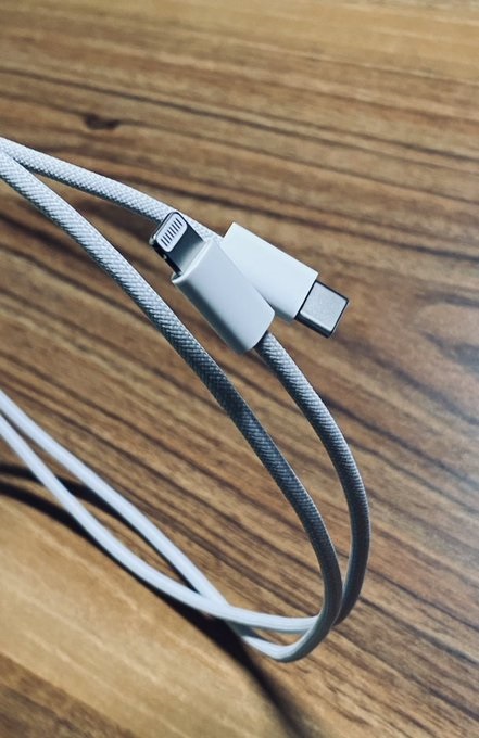 苹果iphone 12 Usb C 转lightning 编织充电线新谍照曝光 有望更耐用 手机新浪网 苹果iphone 12 Usb C 转lightning 编织充电线新谍照曝光 有望更耐用 手机新浪网
