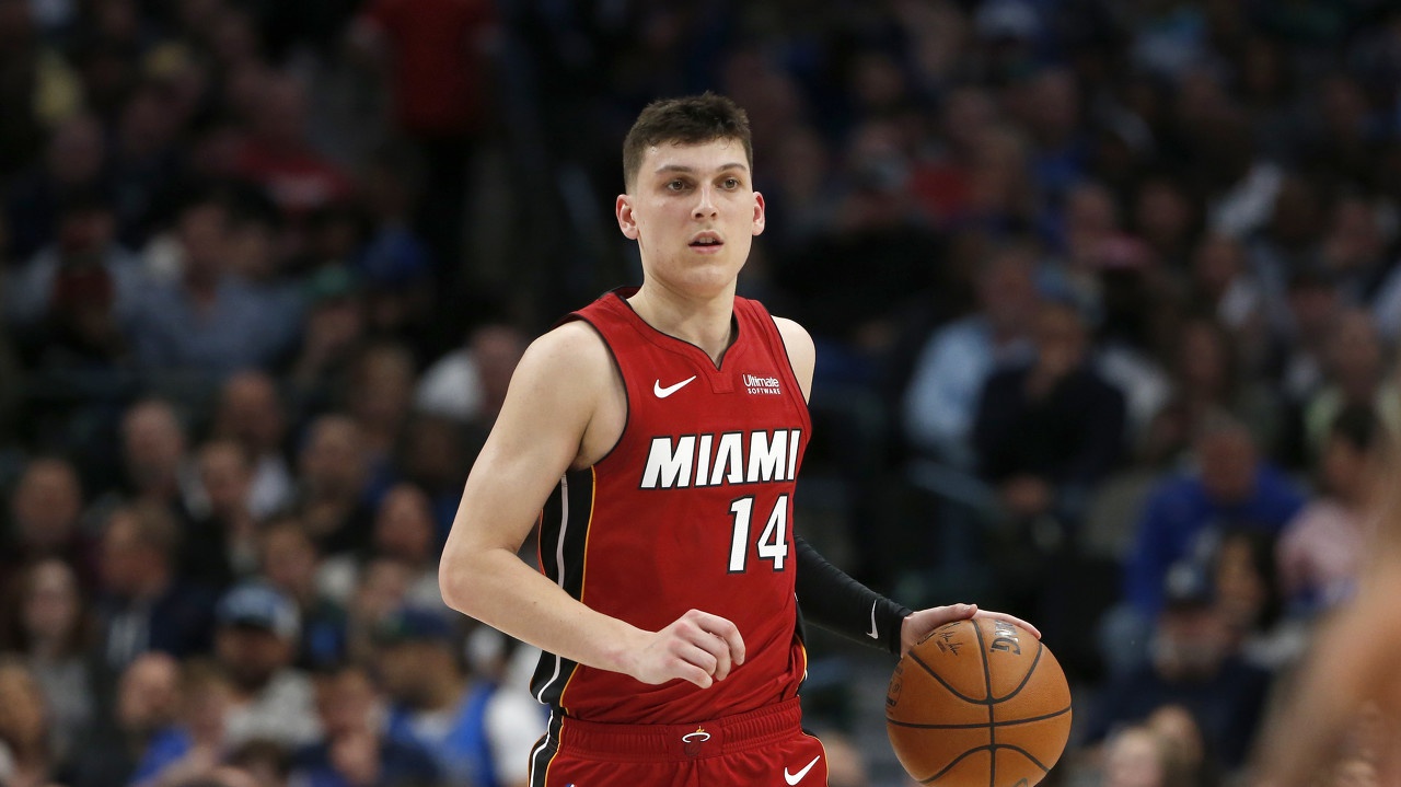 希罗替补奇兵狂砍20分助球队逆转取胜