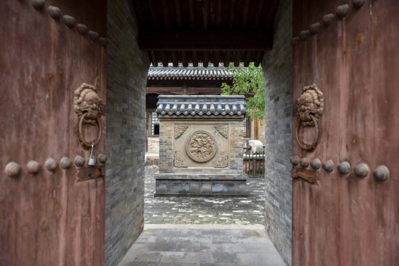 于成龙故居.