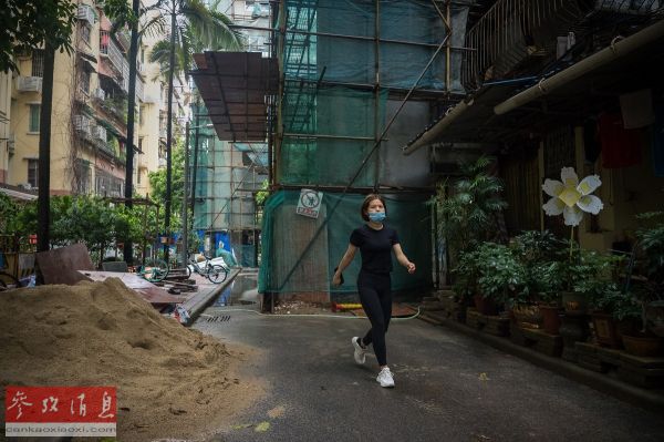 美媒：中国多地为老旧楼房装电梯 为迅速老龄化人口提供社会福利