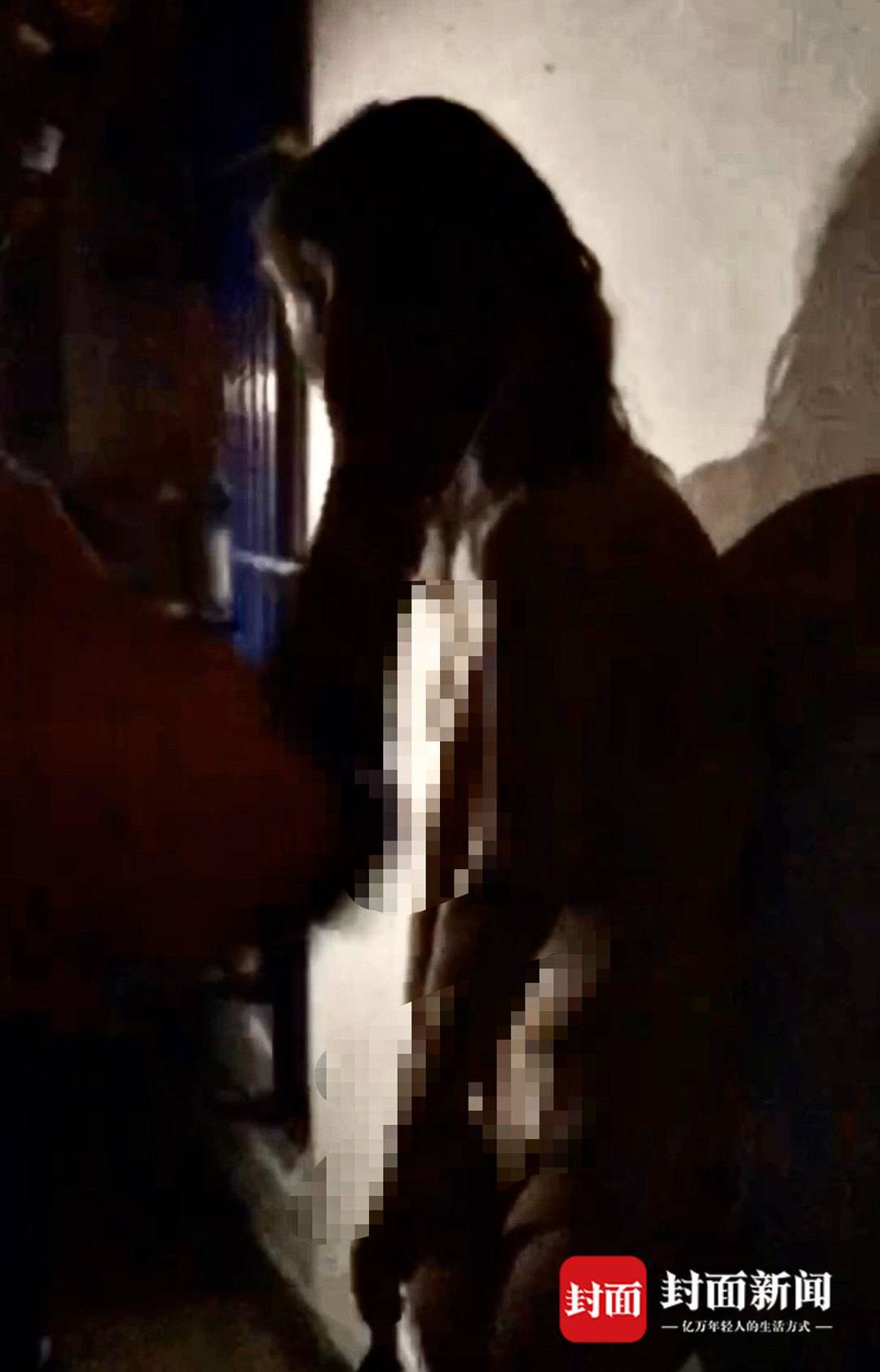 老张提供的恢复视频一:一名年轻女孩赤裸被打