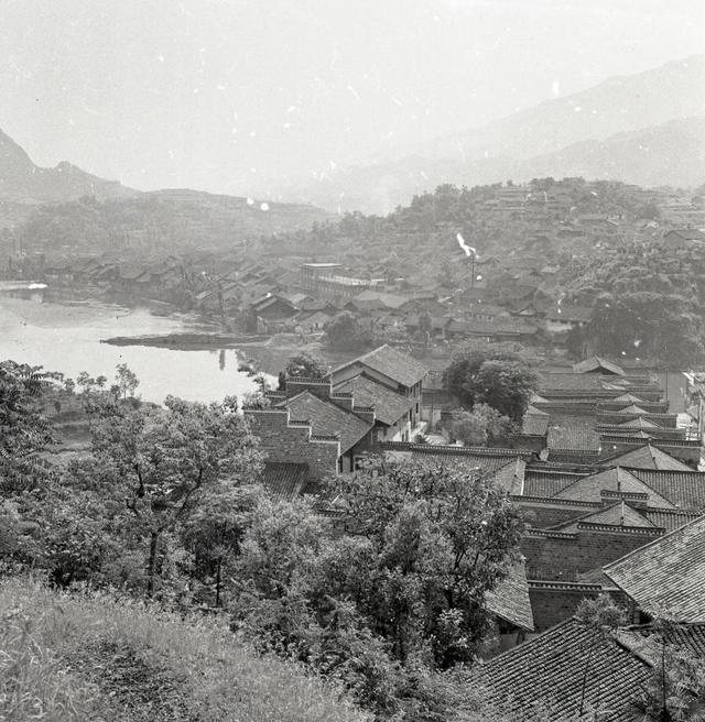 馥约湘西重走大师路影像见证历史变迁