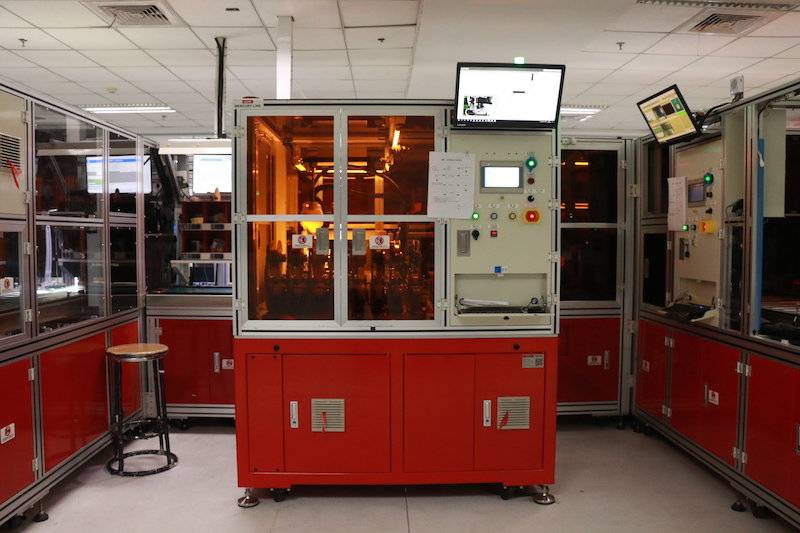 联想的模块化机台。