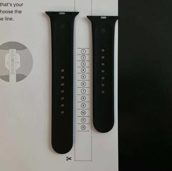下图为两款44mm Apple Watch运动型表带的尺寸映射，同样采用S/M和M/L尺寸。