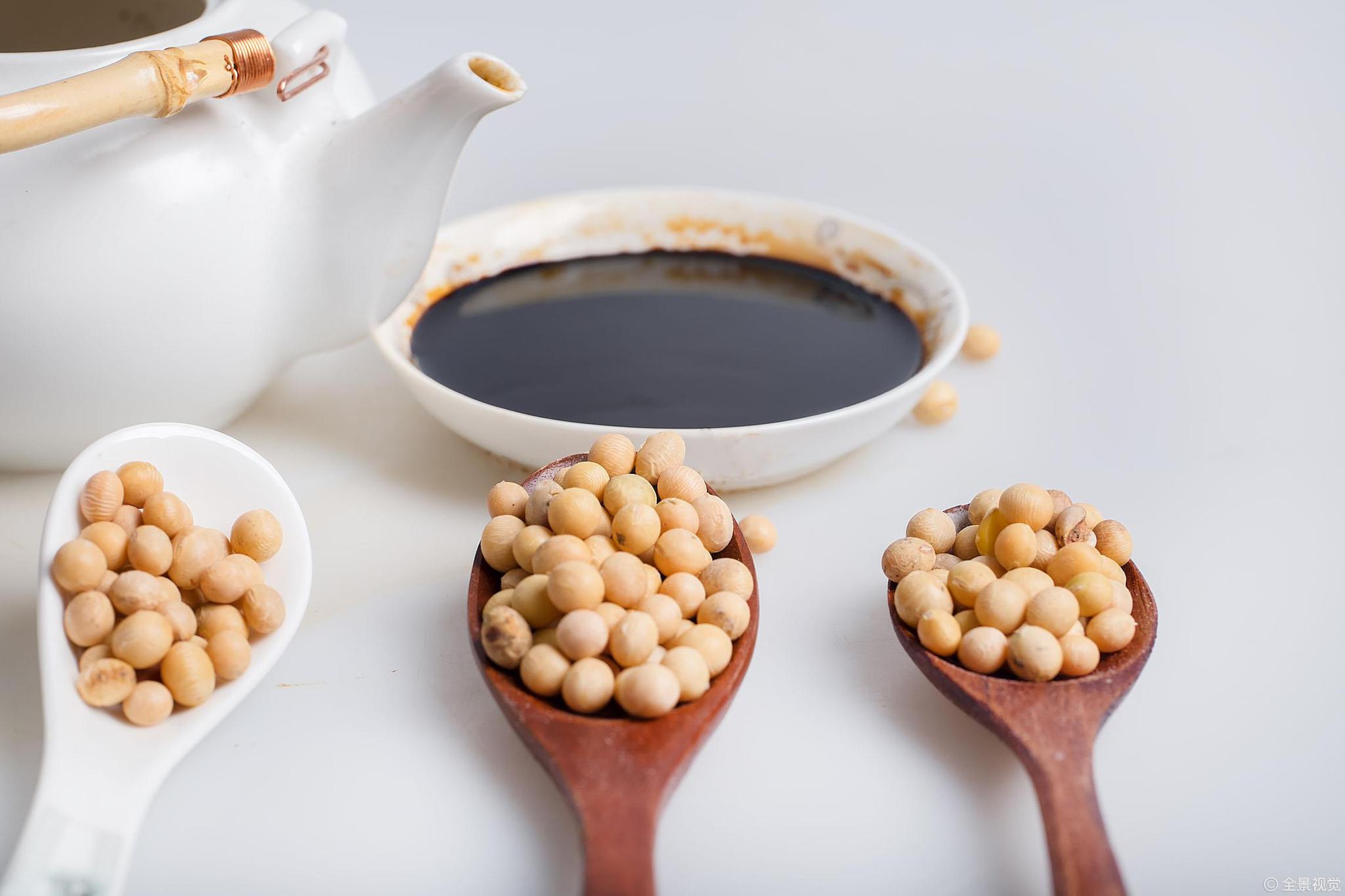 海天味业的多事之秋：遭遇“活蛆门” 20余天市值蒸发近1500亿