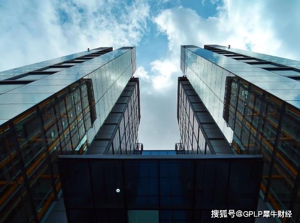 交行掉队：中报净利首现负增长 拨备覆盖率低于监管红线