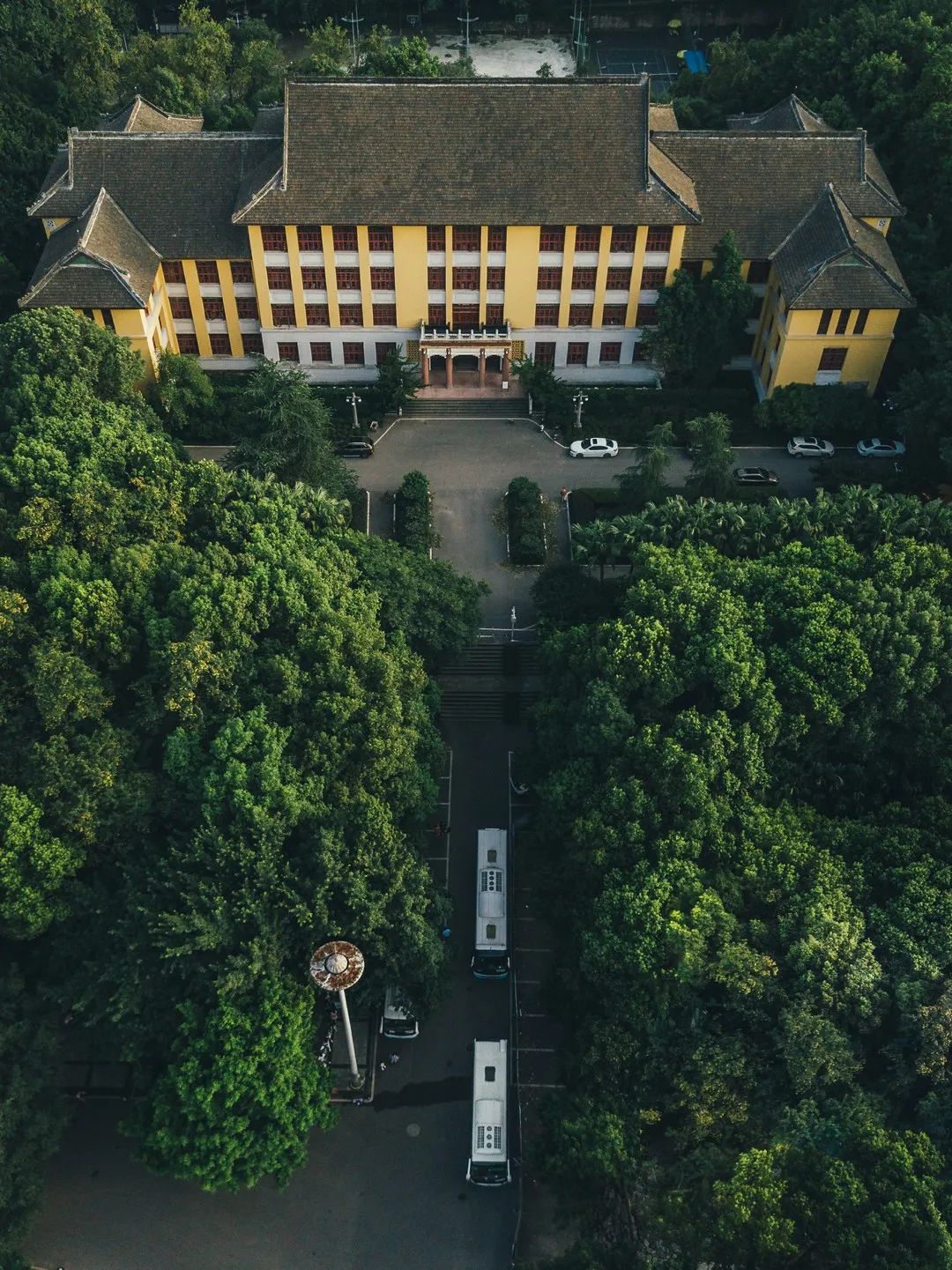 换个角度看重大