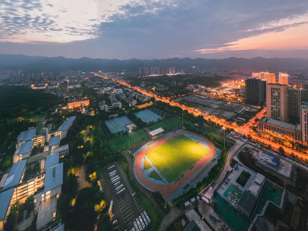 换个角度看重大