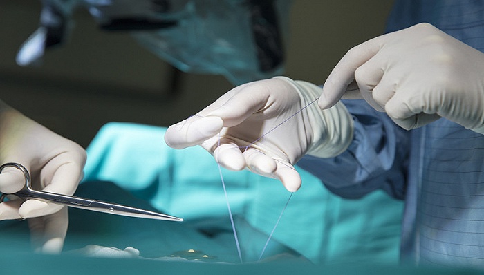 上市首日股价翻倍：业绩增长按下暂停键 天臣医疗涨到头了？