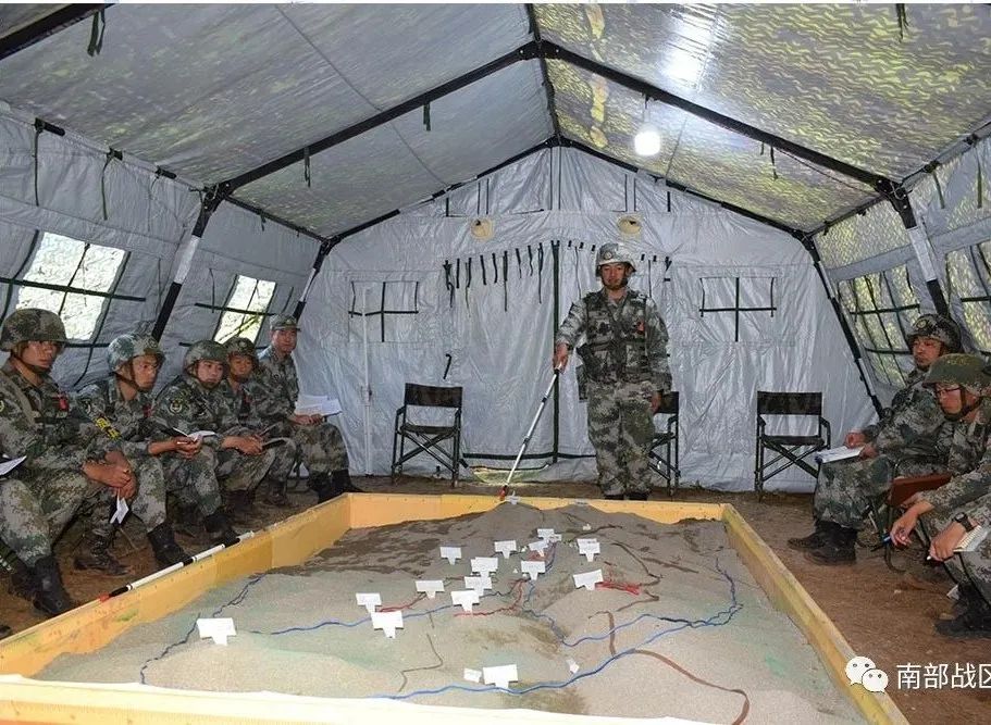 集结地域展开沙盘推演