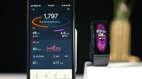 2.07英寸柔性曲面屏！华米Amazfit X 概念手表体验视频