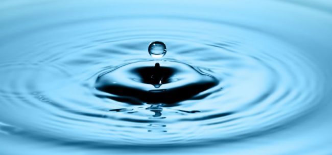 雀巢清盘 农夫山泉上市 水业江湖去向何方？