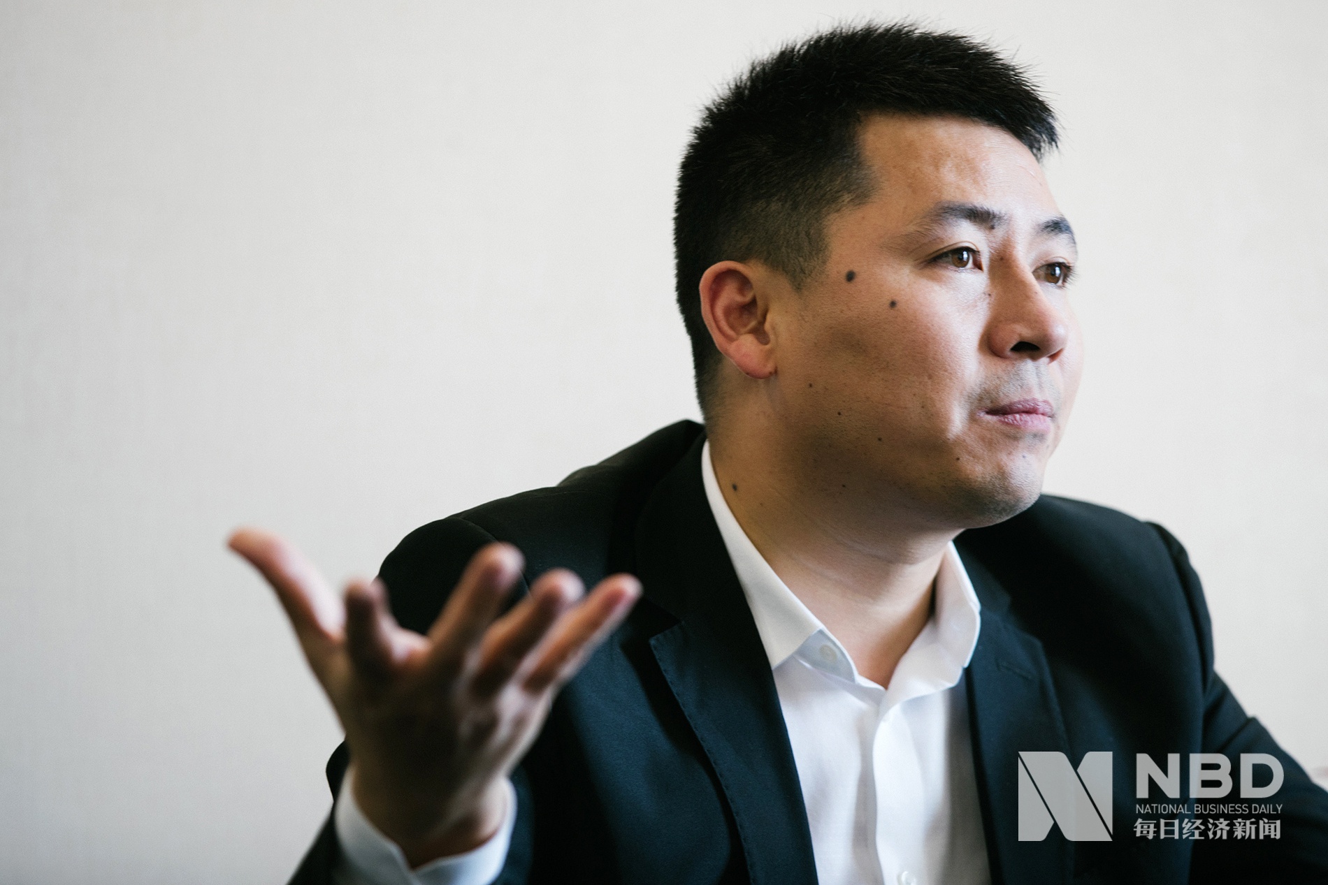 新希望新任总裁张明贵首度发声地产和养猪有共通之处带着集团资源倾斜