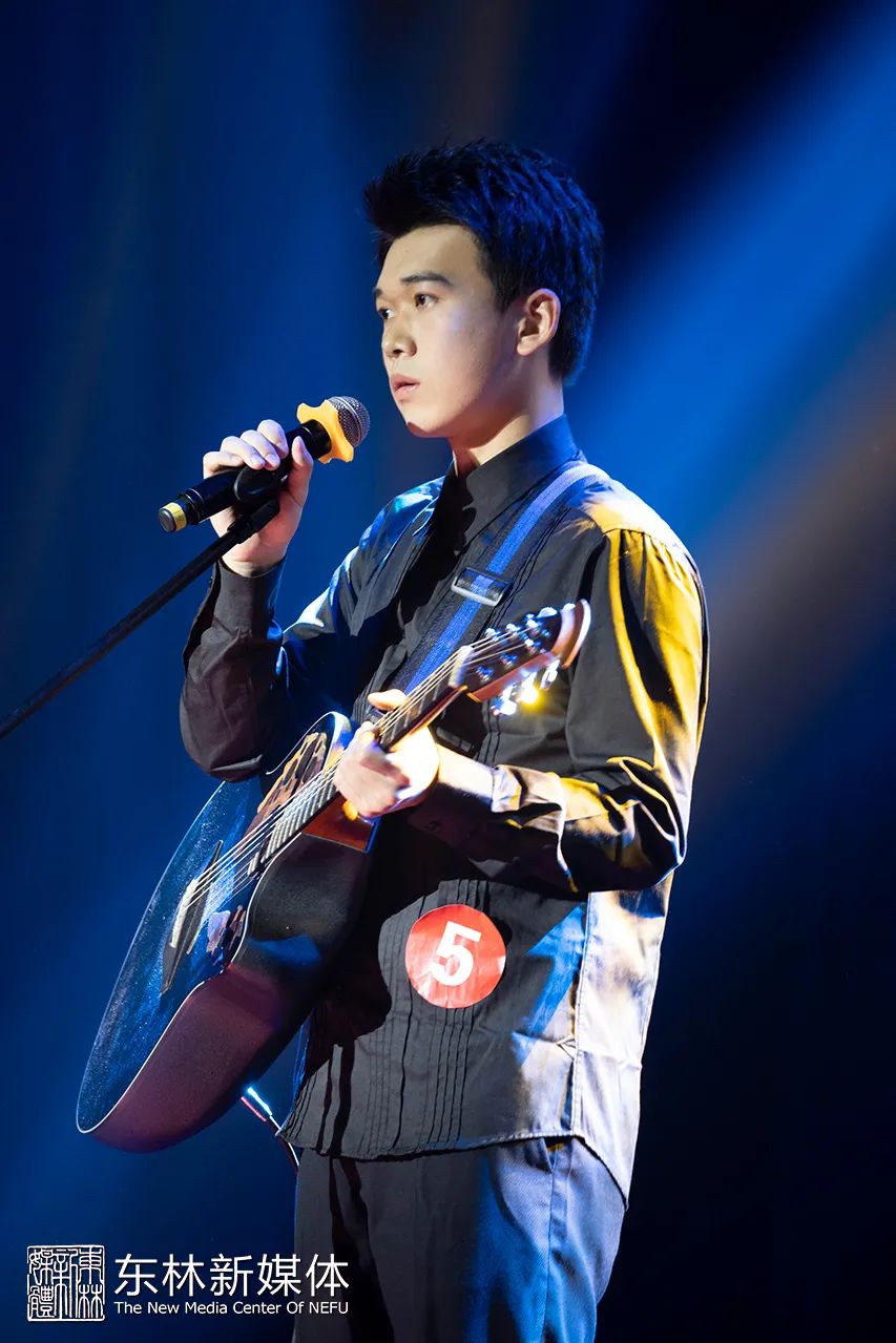 贺红色华诞听十佳歌手天籁之音